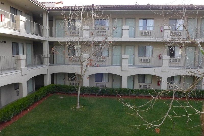 Hotel At Rohnert Park
