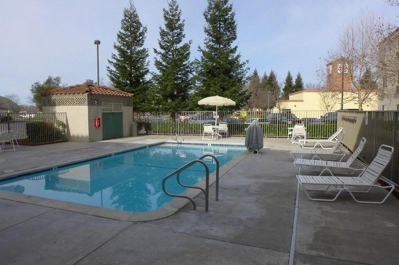 Hotel At